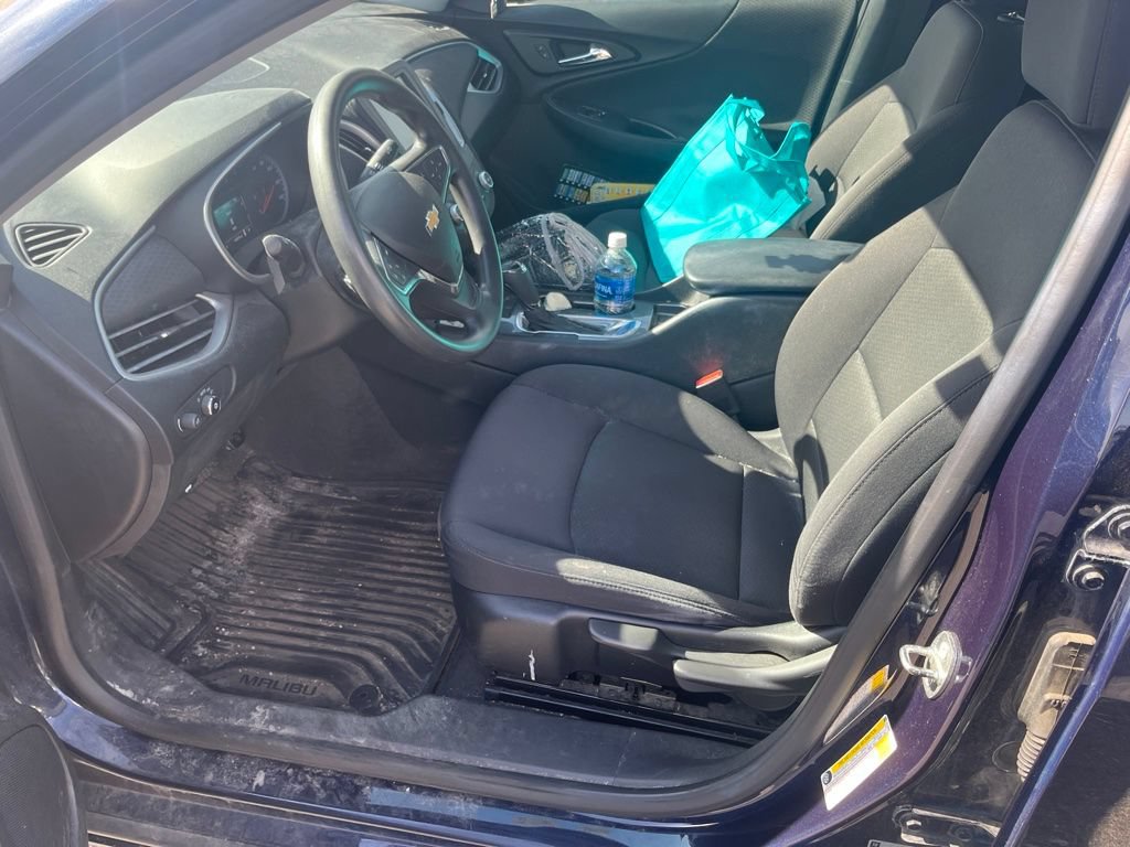 Used 2018 Chevrolet Malibu LS FWD image 13