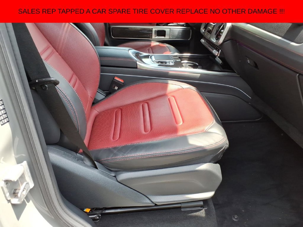 Used 2025 Mercedes-Benz G 550 image 9