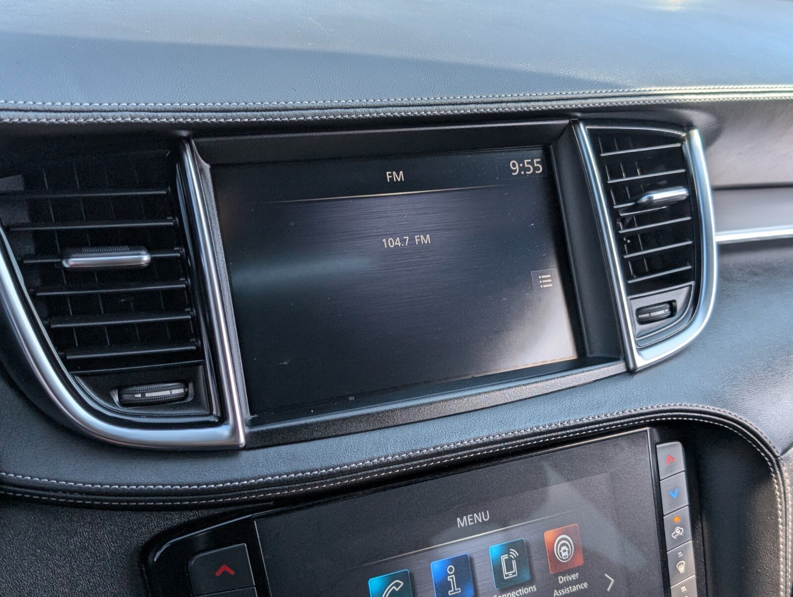 Used 2021 INFINITI QX50 Luxe w/ Appearance Package FWD image 23