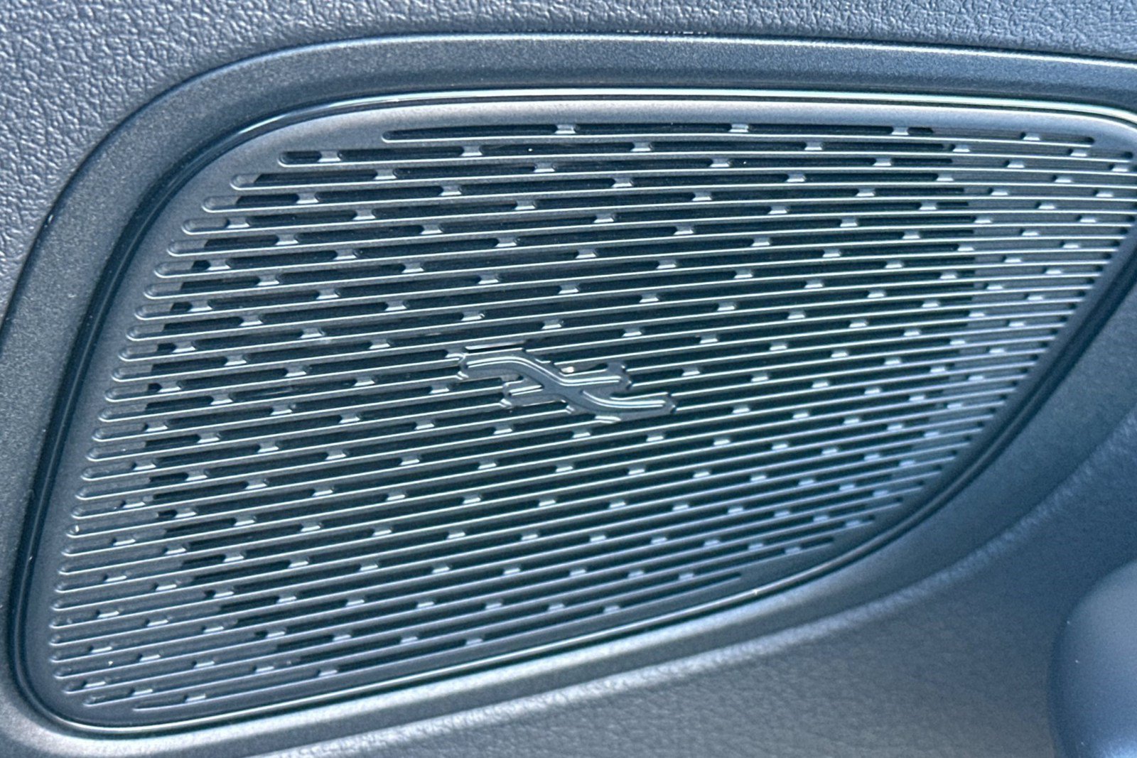 Used 2024 Mercedes-Benz GLC 43 AMG 4MATIC image 16