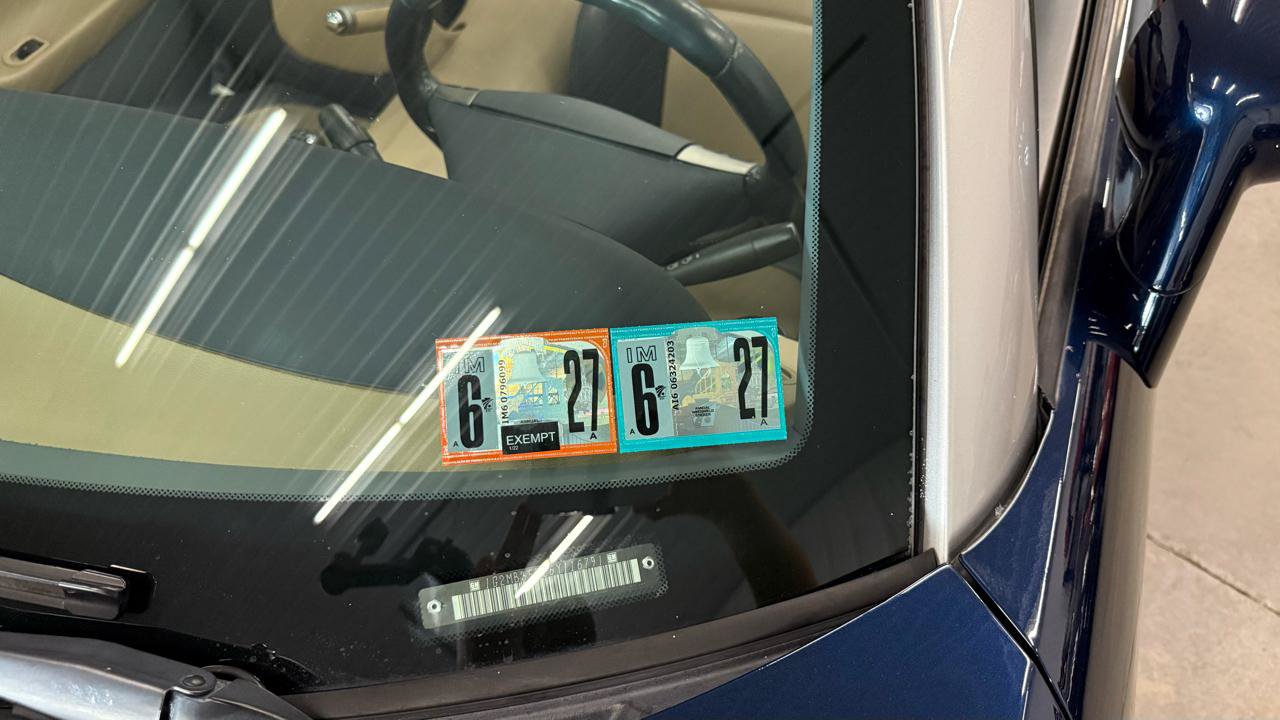Used 2006 Pontiac Solstice Convertible w/ Premium Package RWD image 41