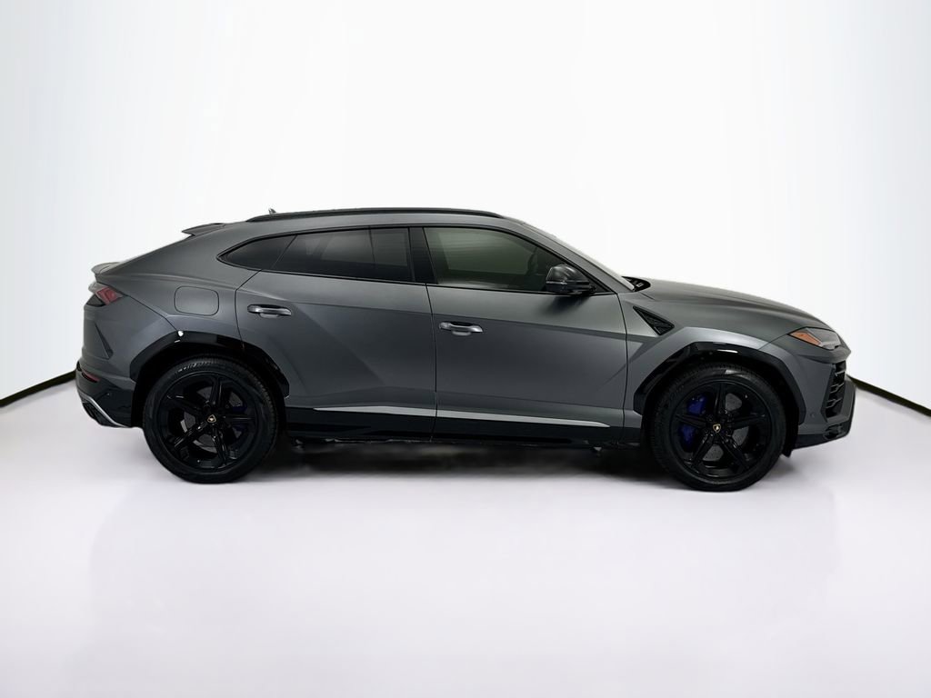Used 2019 Lamborghini Urus AWD/4WD image 4