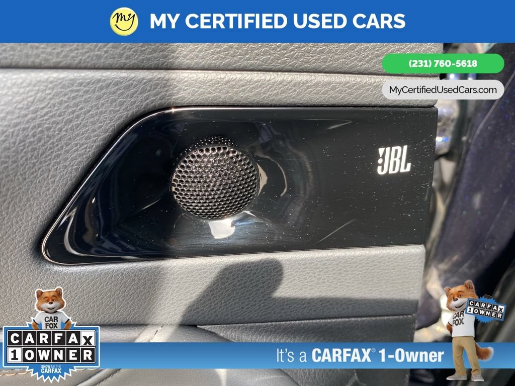 Used 2022 Toyota Avalon Limited FWD image 17
