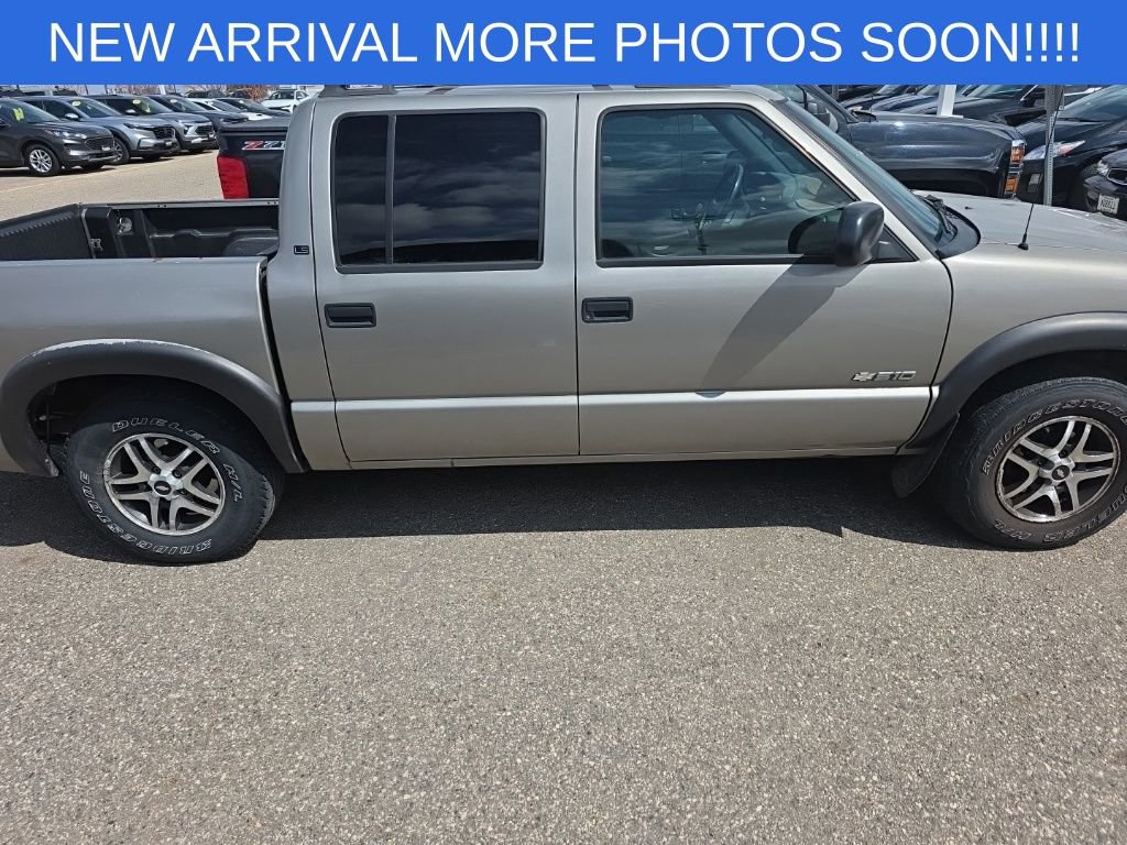 Used 2004 Chevrolet S10 Pickup LS w/ Appearance Package AWD/4WD image 6