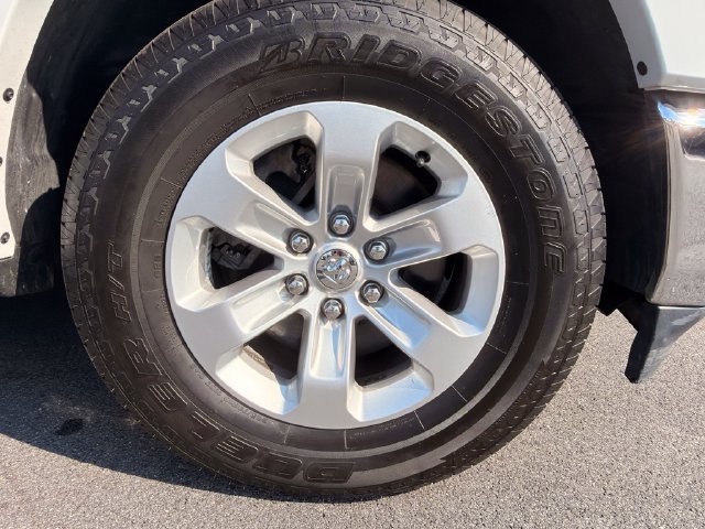 Used 2022 RAM 1500 Laramie AWD/4WD image 38