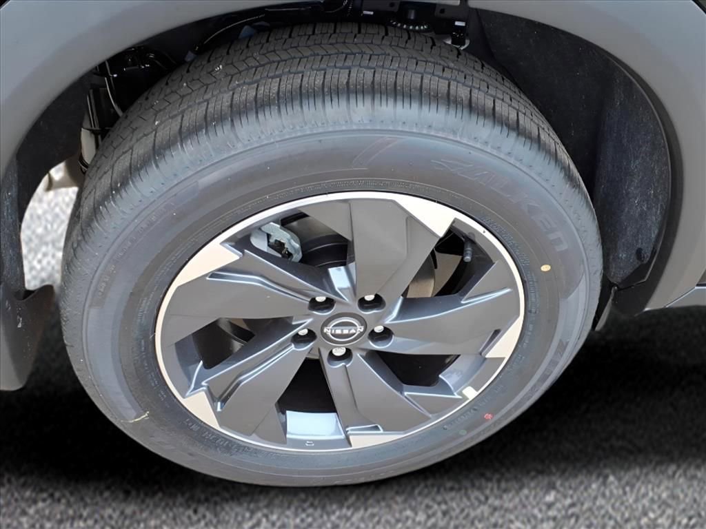 New 2026 Nissan Rogue SV image 9