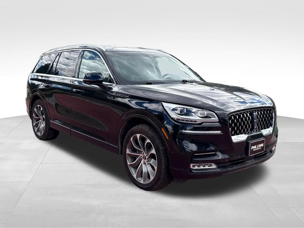 Used 2022 Lincoln Aviator Grand Touring w/ Equipment Group 301A AWD/4WD image 1