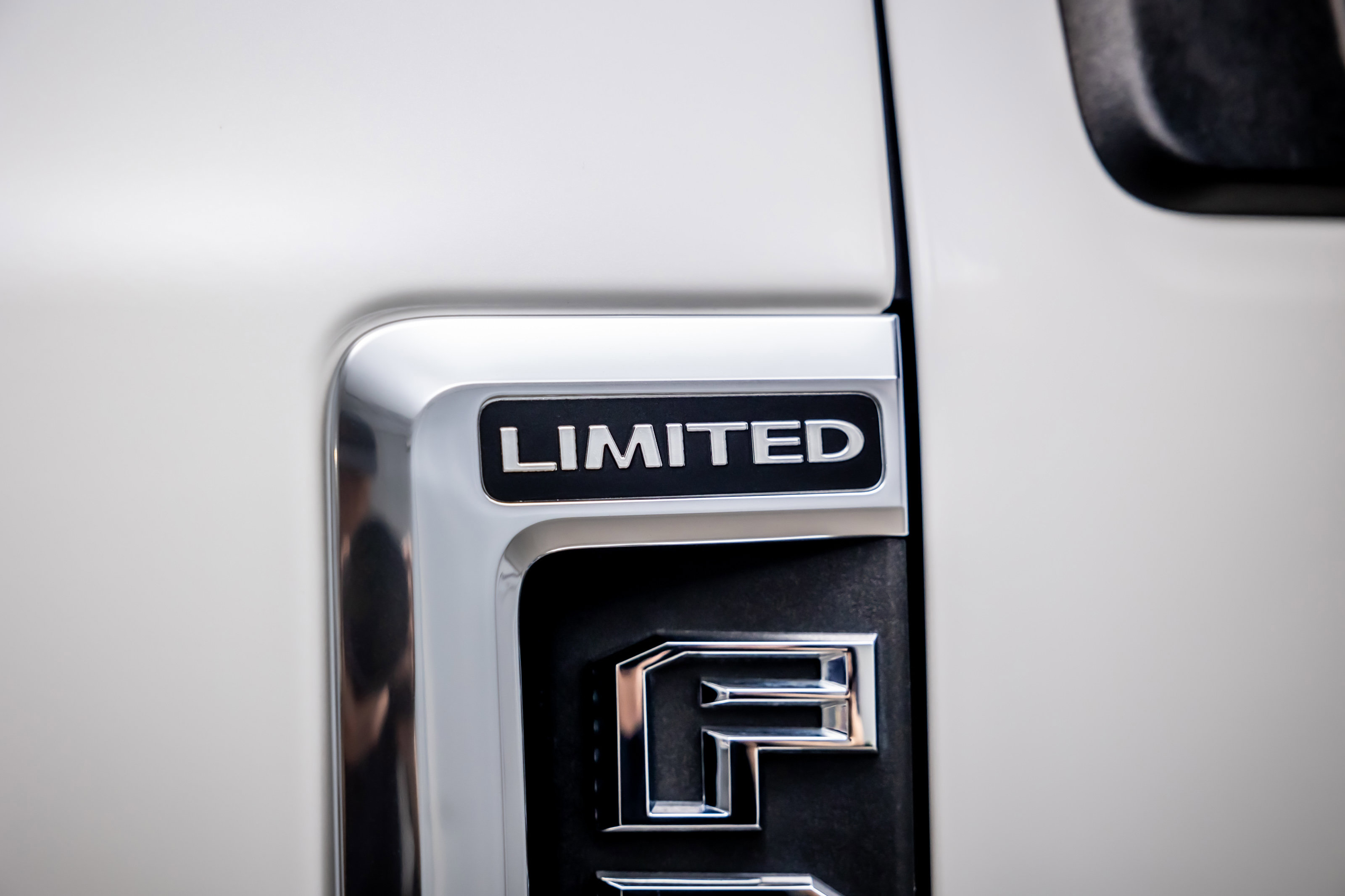 Used 2021 Ford F250 Limited AWD/4WD image 19