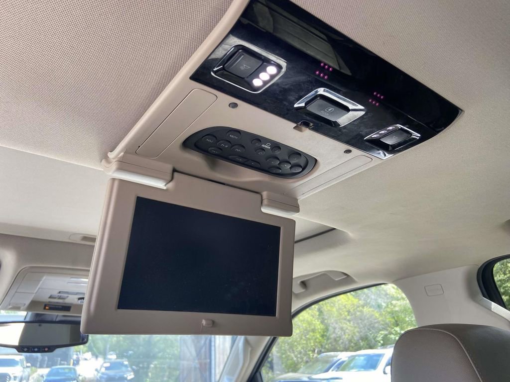 Used 2020 GMC Yukon SLT w/ Open Road Package RWD image 16