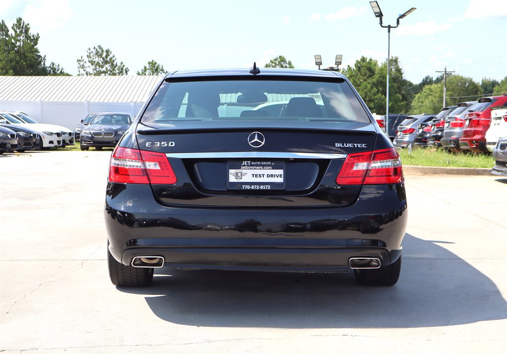 Used 2013 Mercedes-Benz E 350 BlueTEC Sedan image 6