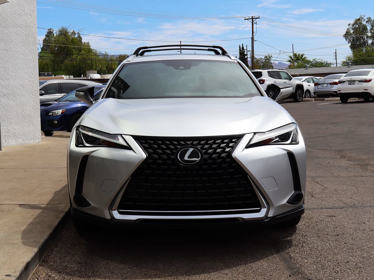 Used 2019 Lexus UX 200 w/ Premium Package FWD image 16