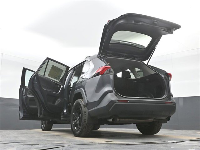 Used 2021 Toyota RAV4 LE image 53