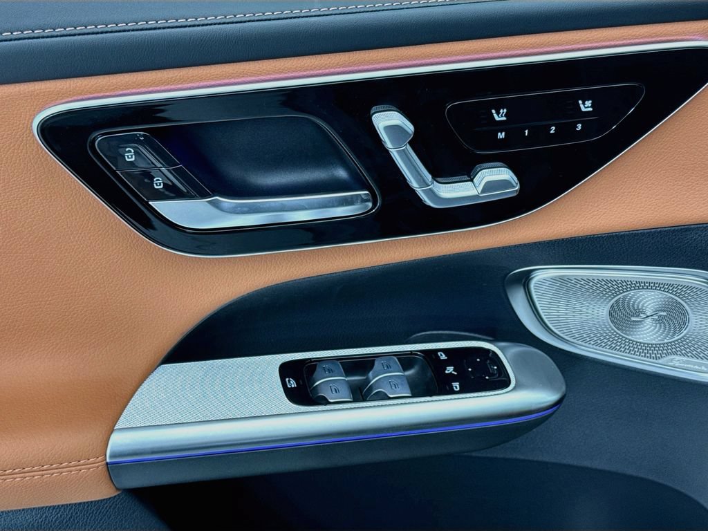 New 2027 Mercedes-Benz GLC 350e 4MATIC image 23