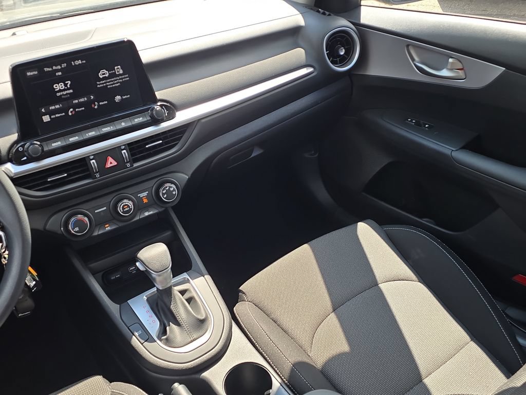 Certified 2023 Kia Forte LXS w/ LXS Technology Package FWD image 25
