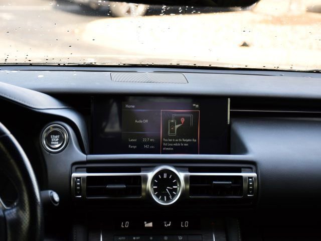 Used 2022 Lexus RC 350 F Sport image 26