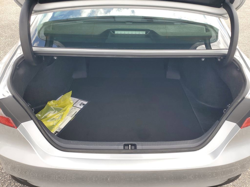 Used 2024 Toyota Camry LE w/ Convenience Package image 30