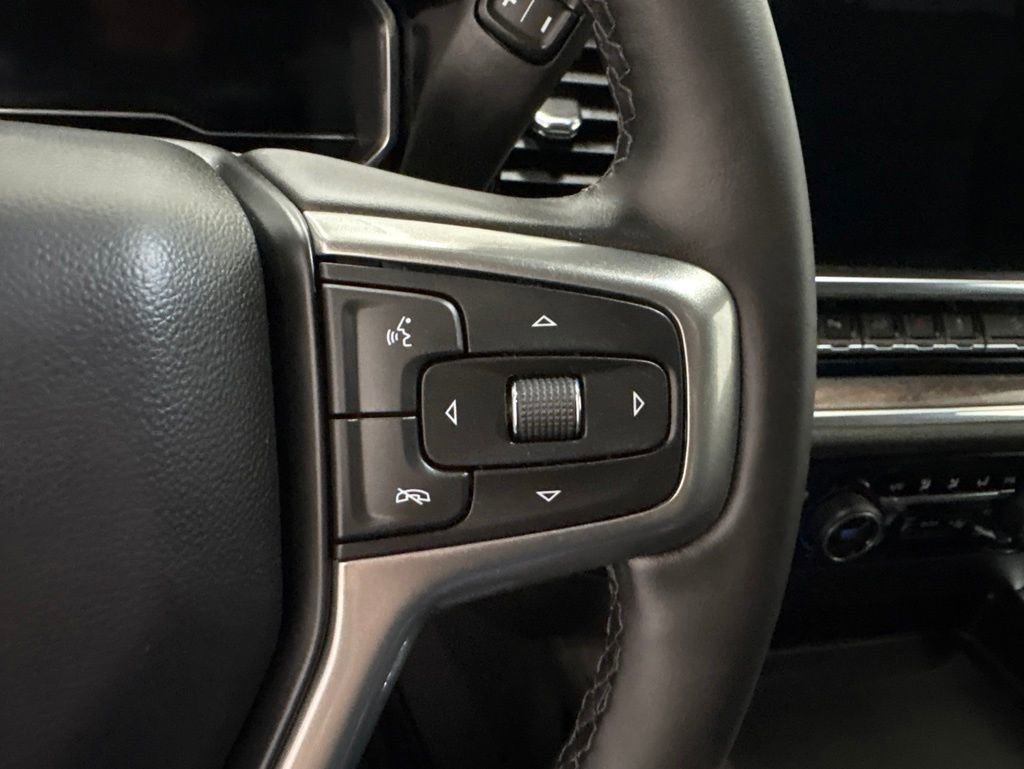 Used 2024 Chevrolet Silverado 3500 LTZ w/ LTZ Plus Package AWD/4WD image 32