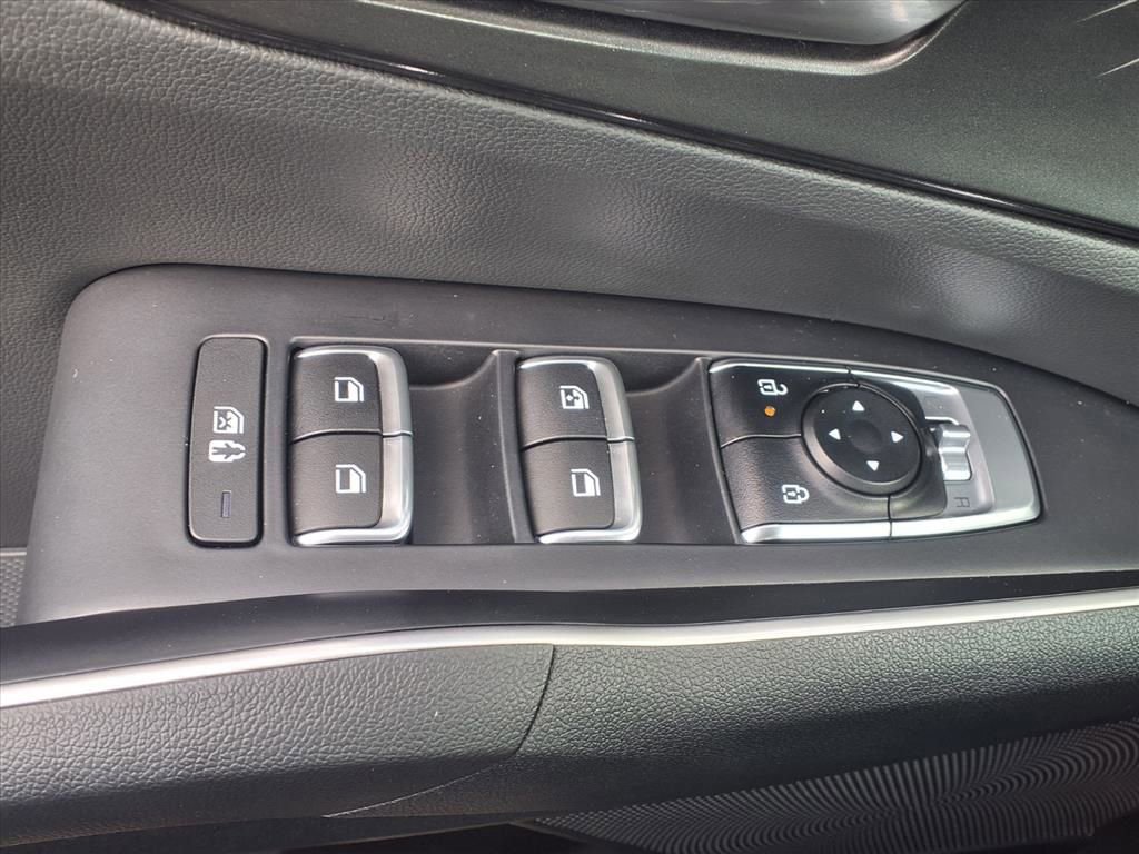Used 2026 Kia Sorento LX FWD image 11