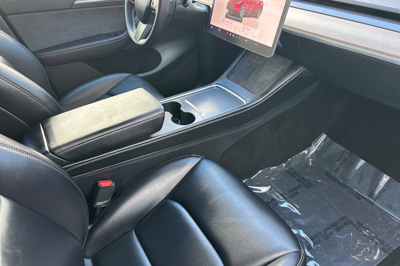 Used 2024 Tesla Model Y Long Range AWD/4WD image 18