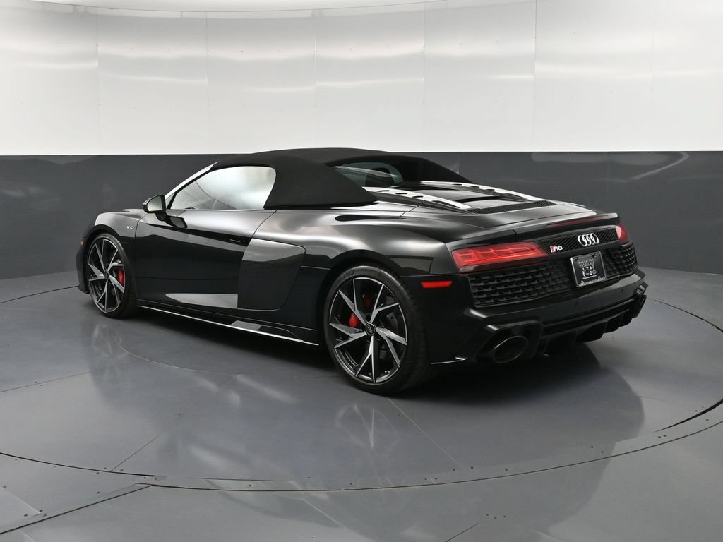 Used 2023 Audi R8 V10 performance w/ Carbon Exterior Package RWD image 3