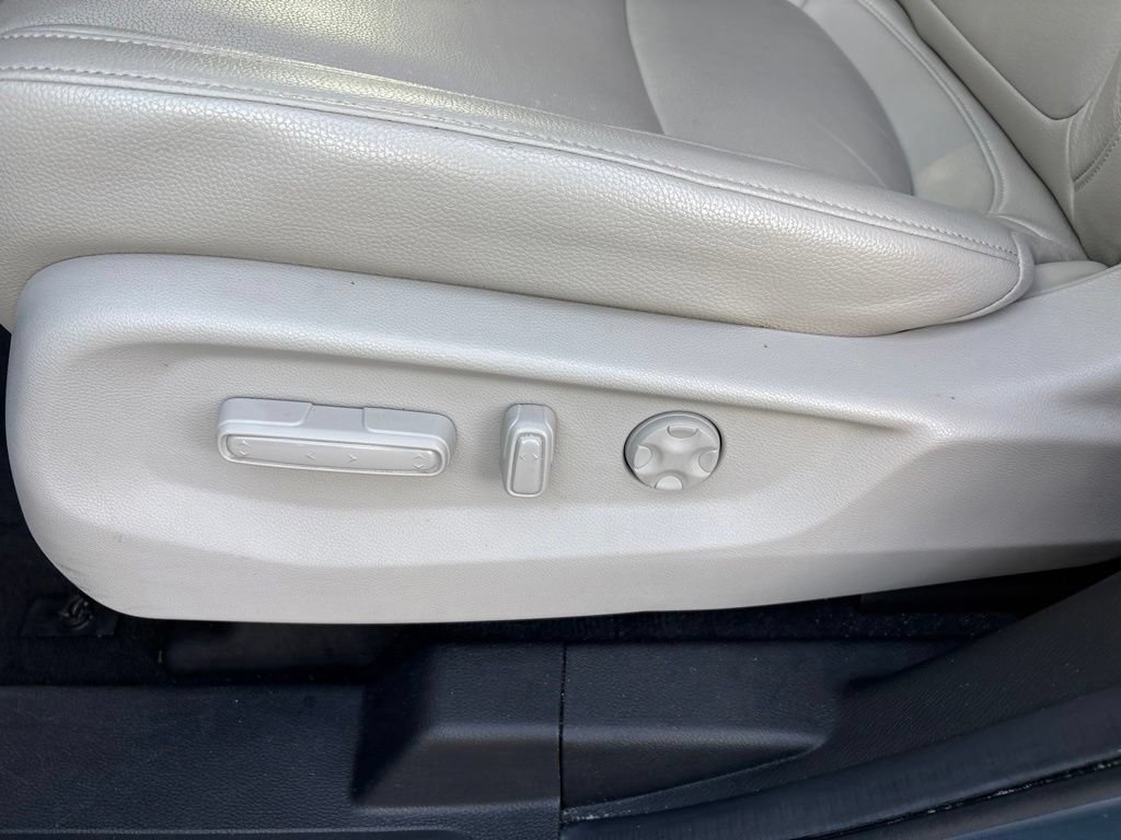 Used 2025 Honda Odyssey EX-L image 15