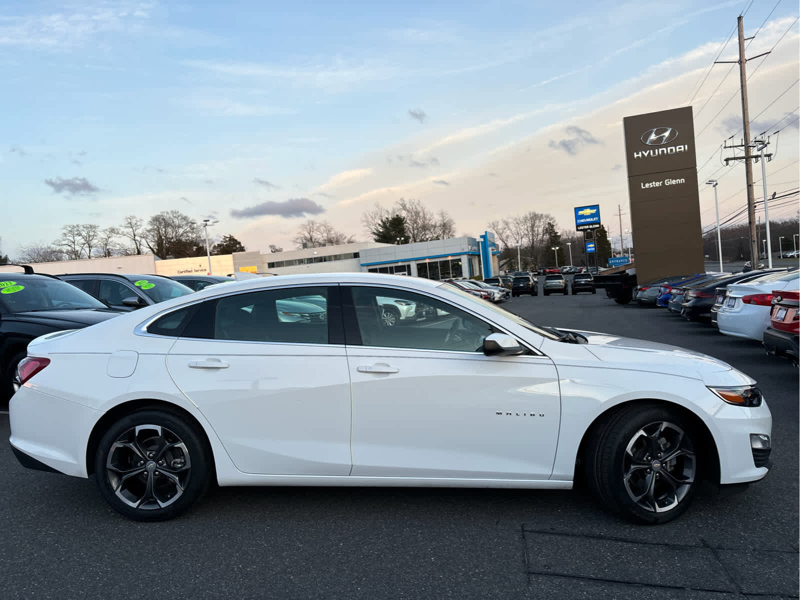 Certified 2022 Chevrolet Malibu LT w/ LPO, Floor Liner Package image 4