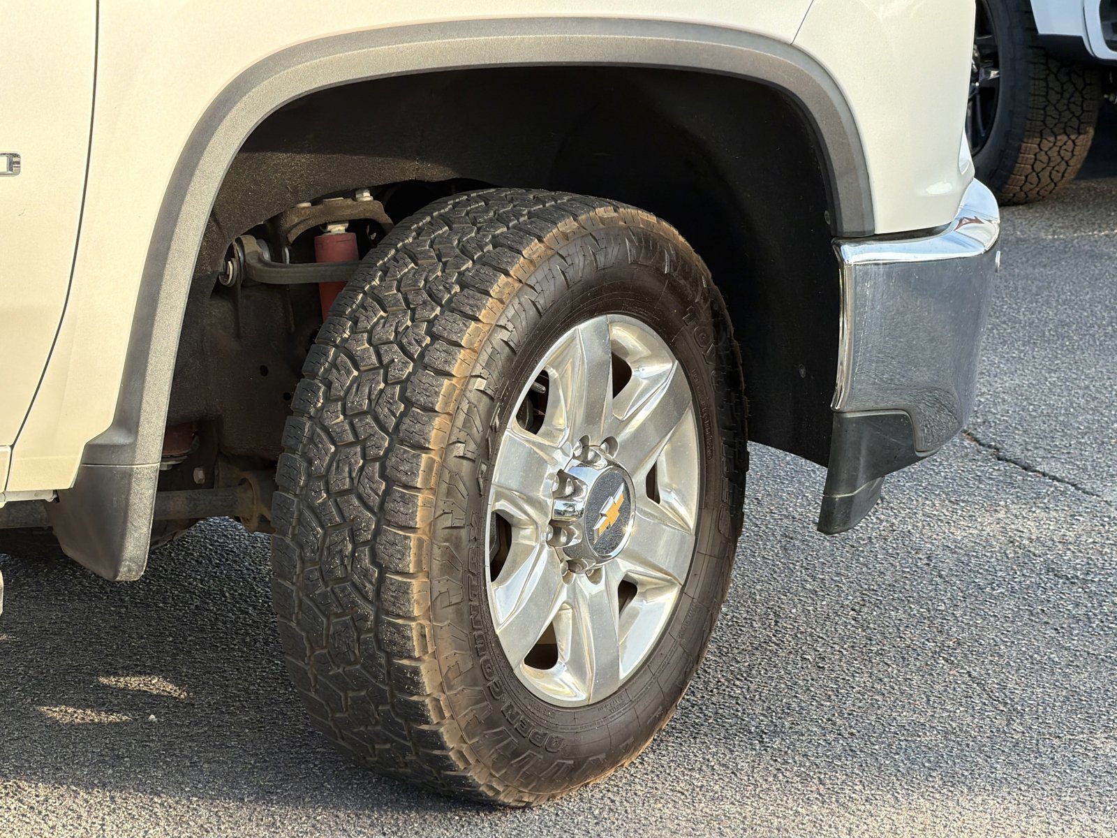 Used 2022 Chevrolet Silverado 2500 LTZ w/ LTZ Premium Package image 5