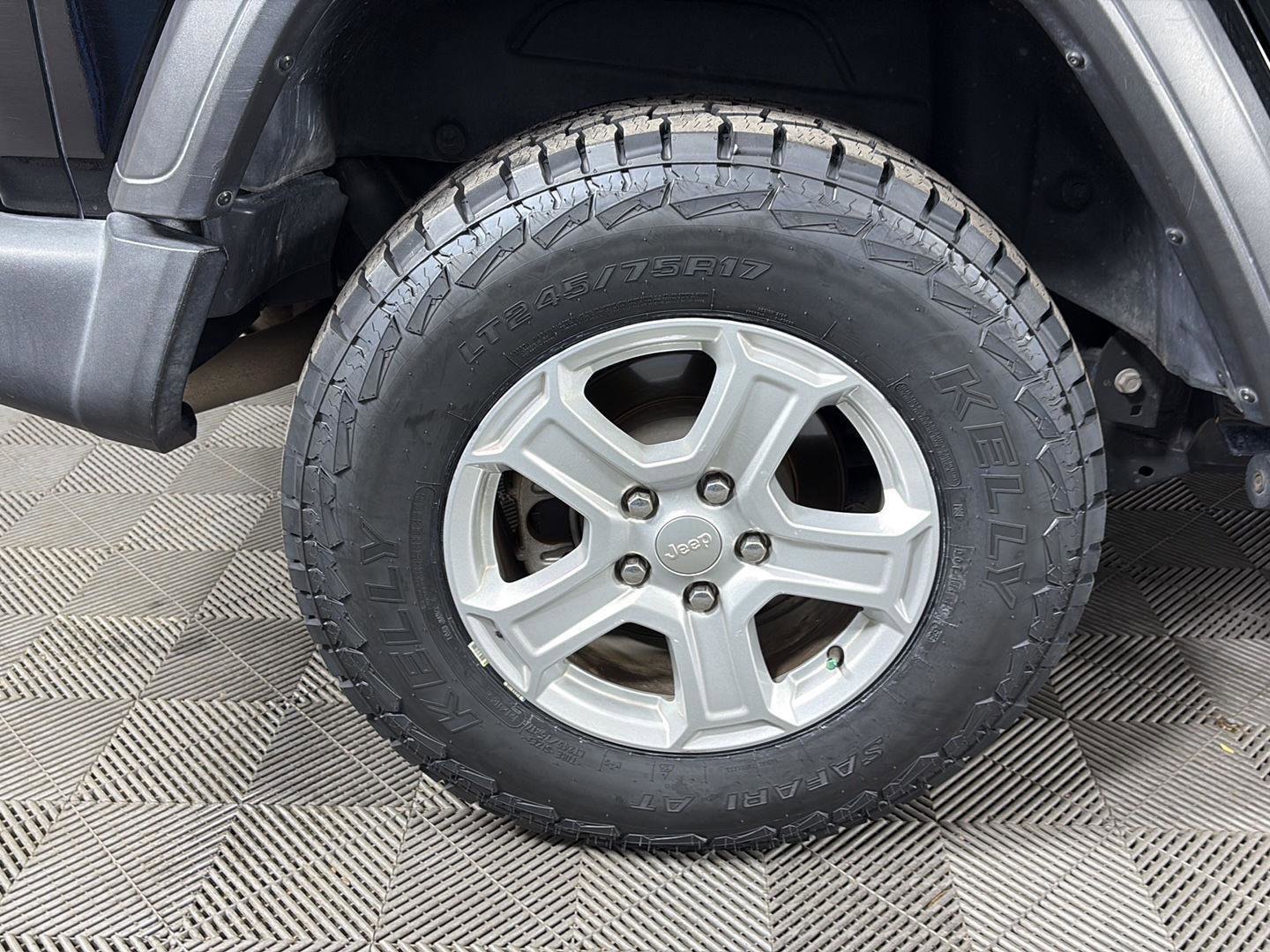 Used 2021 Jeep Wrangler Unlimited Sport image 14