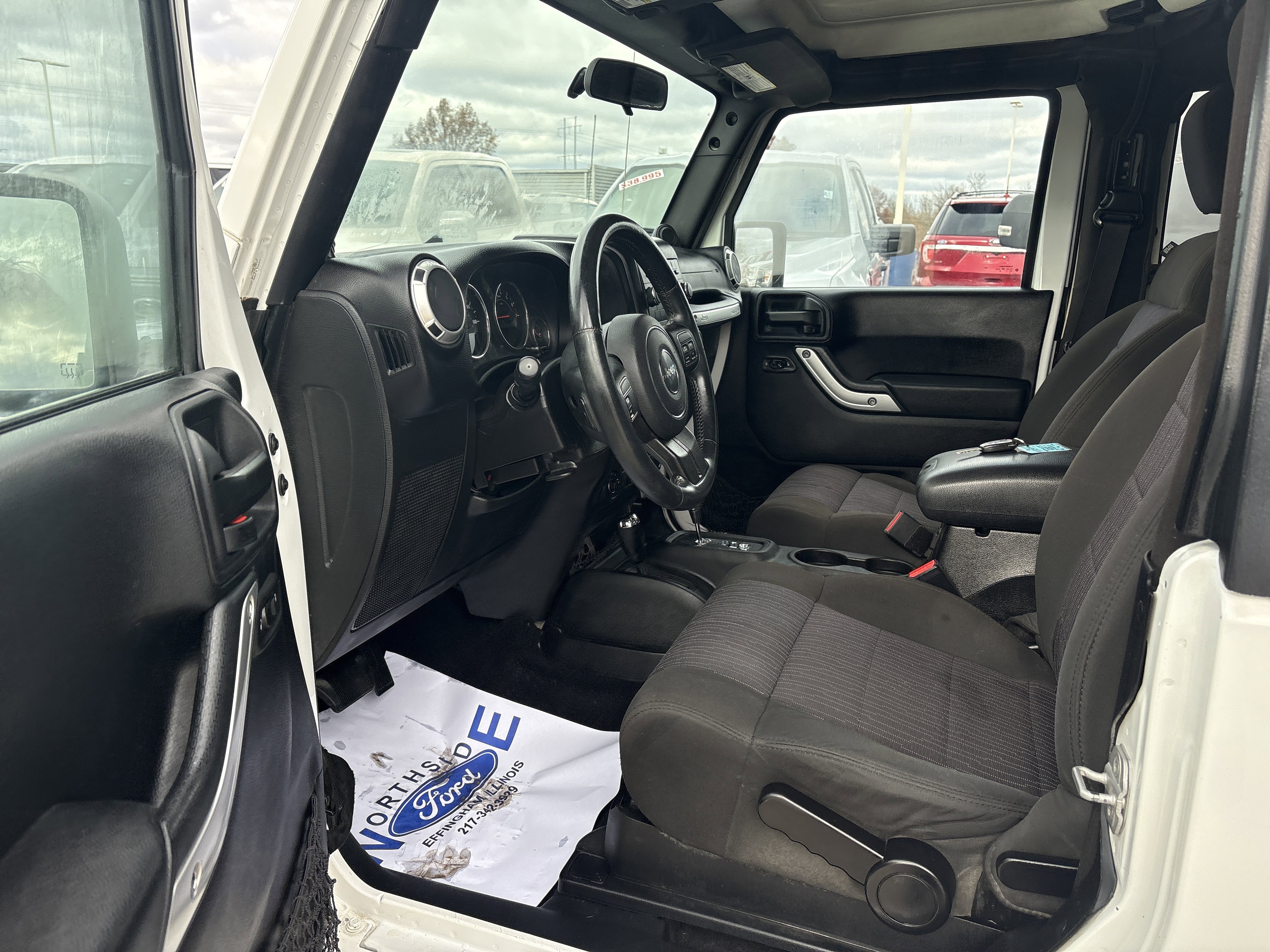 Used 2012 Jeep Wrangler Sahara image 9