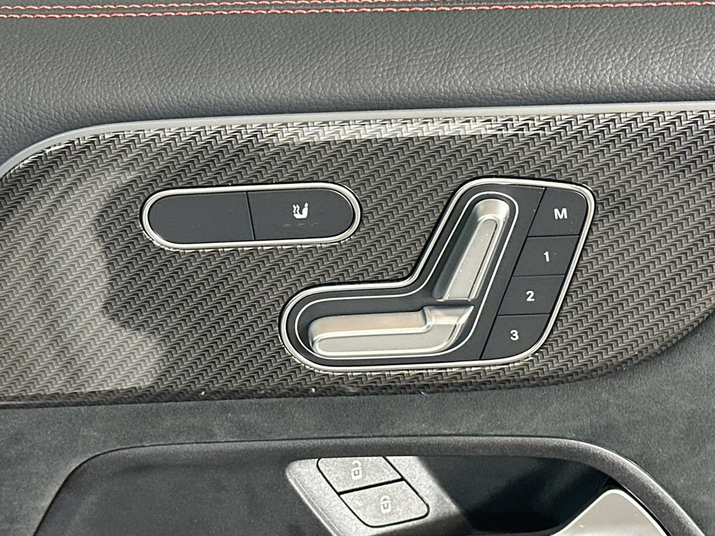 Certified 2026 Mercedes-Benz GLB 35 AMG 4MATIC image 16