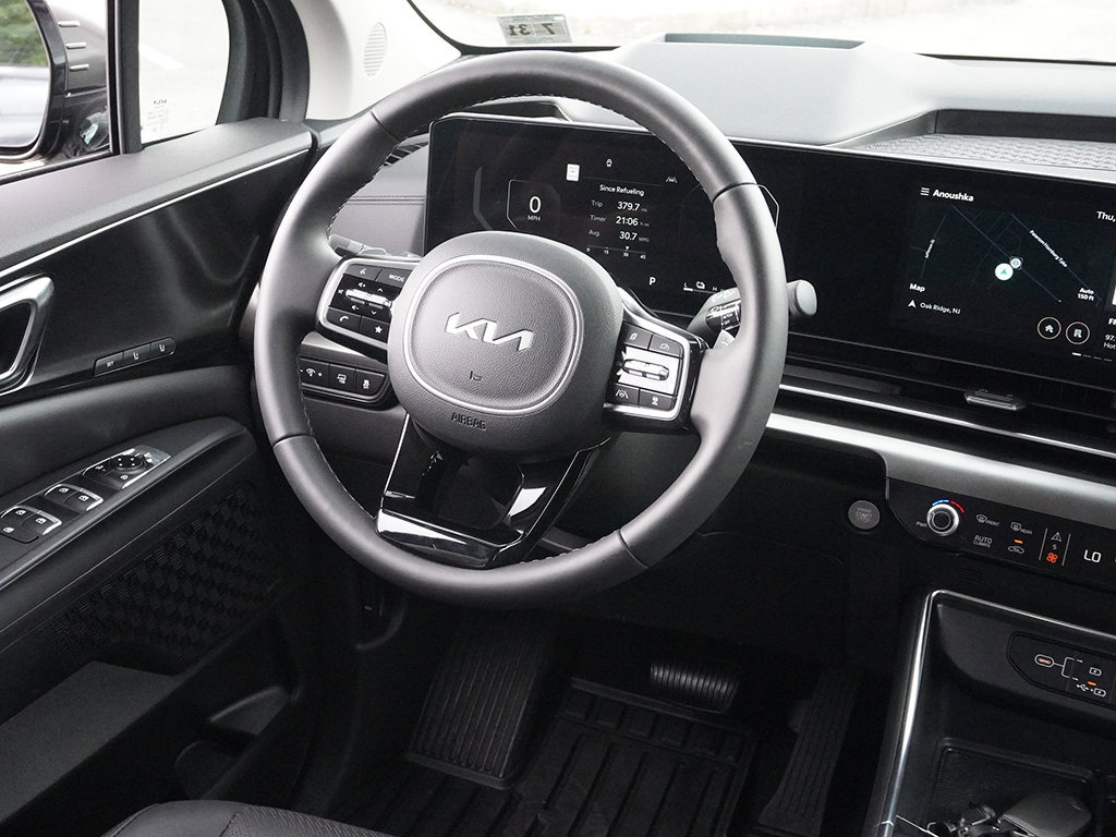 Used 2025 Kia Carnival SX Prestige FWD image 28