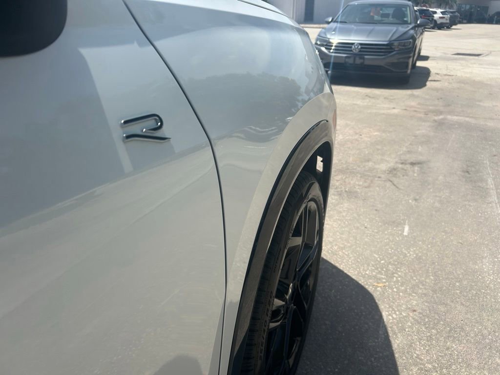 New 2026 Volkswagen Tiguan SE R-Line FWD image 34