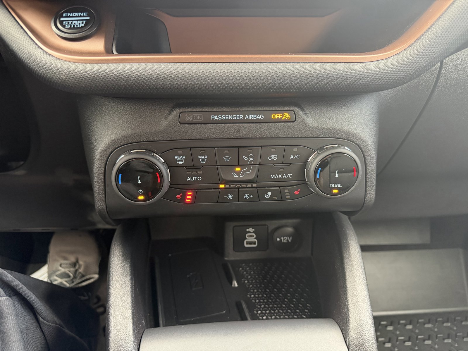 Used 2024 Ford Bronco Sport Outer Banks w/ Tech Package AWD/4WD image 17