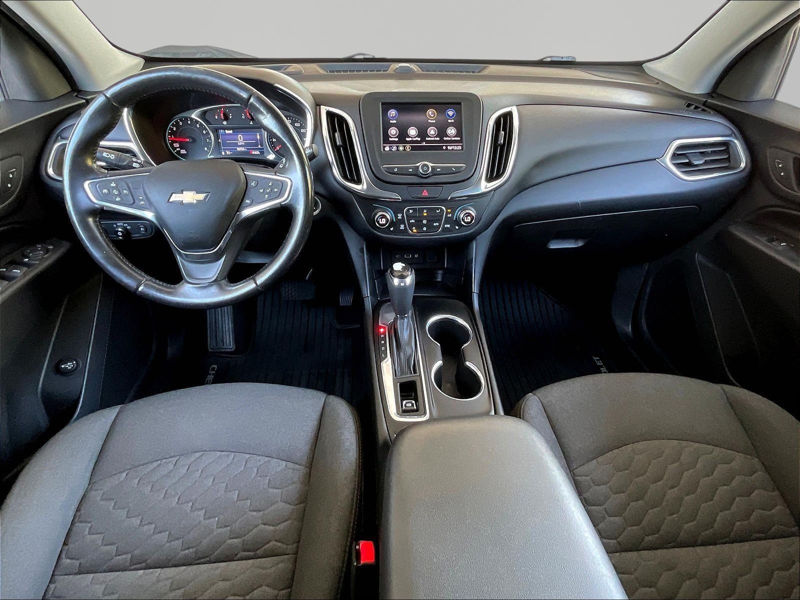 Used 2020 Chevrolet Equinox LT w/ Driver Convenience Package FWD image 7