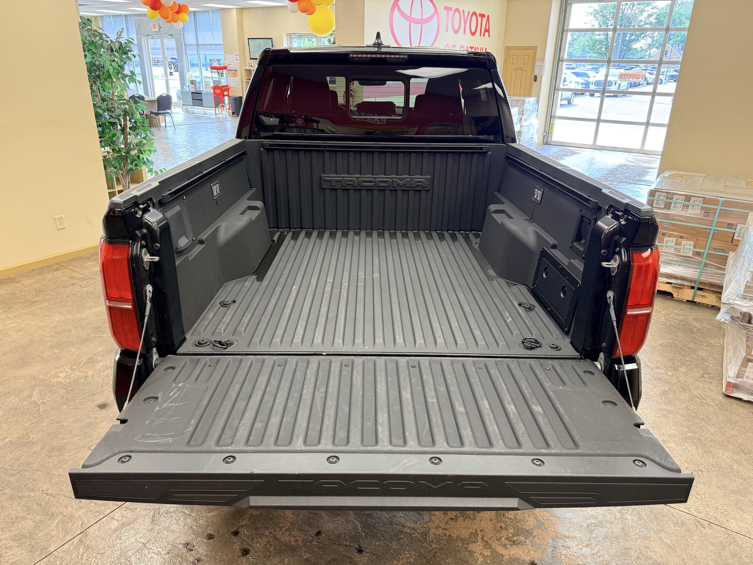 Used 2024 Toyota Tacoma TRD Sport w/ TRD Sport Upgrade Package AWD/4WD image 14