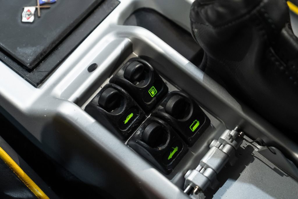 Used 2001 Ferrari 360 Spider image 38