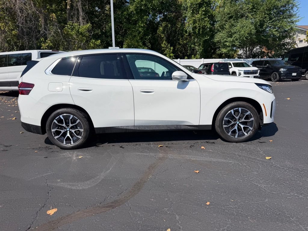 Used 2025 BMW X3 xDrive30i AWD/4WD image 5