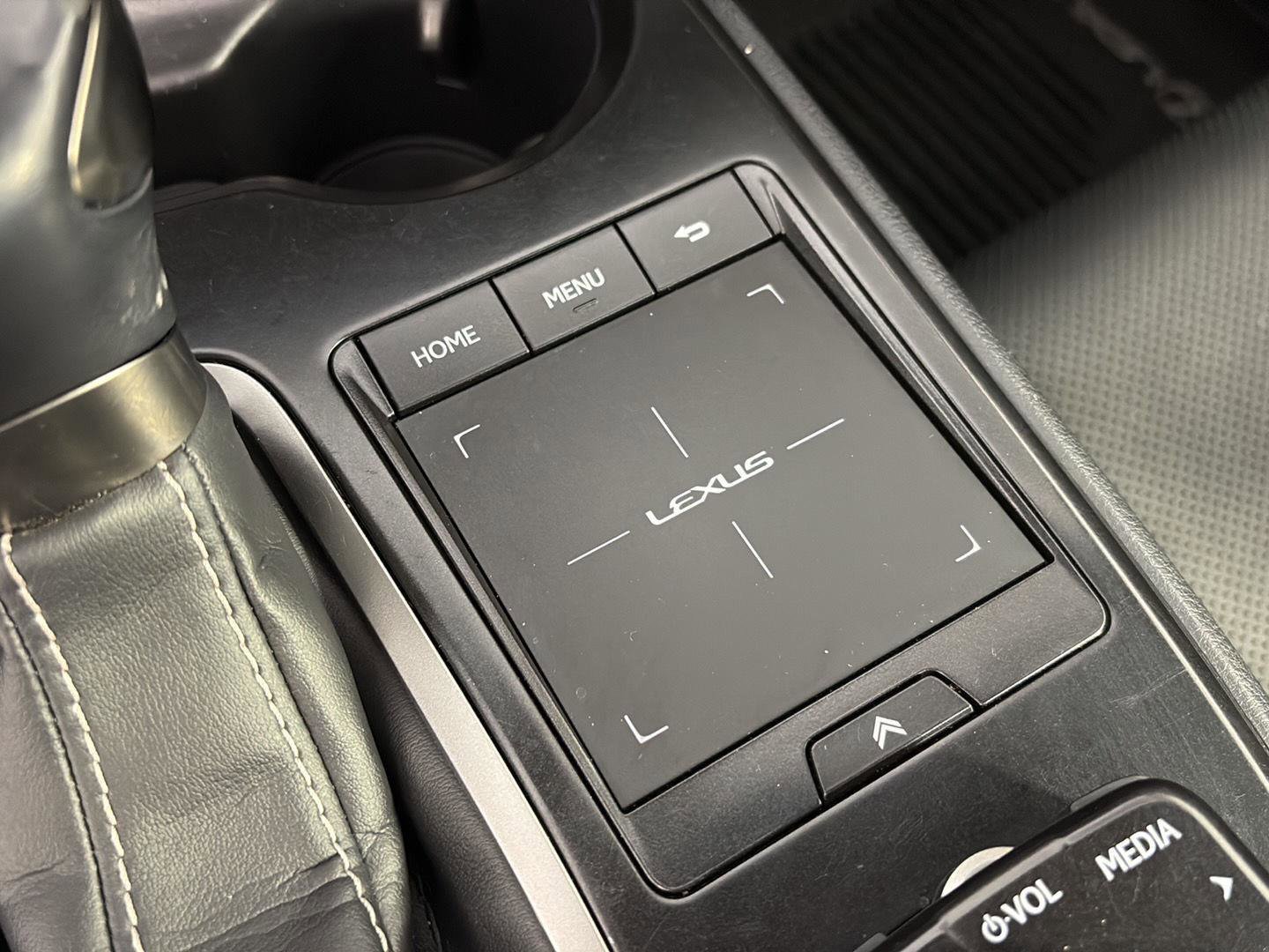 Used 2020 Lexus UX 250h w/ Premium Package AWD/4WD image 32