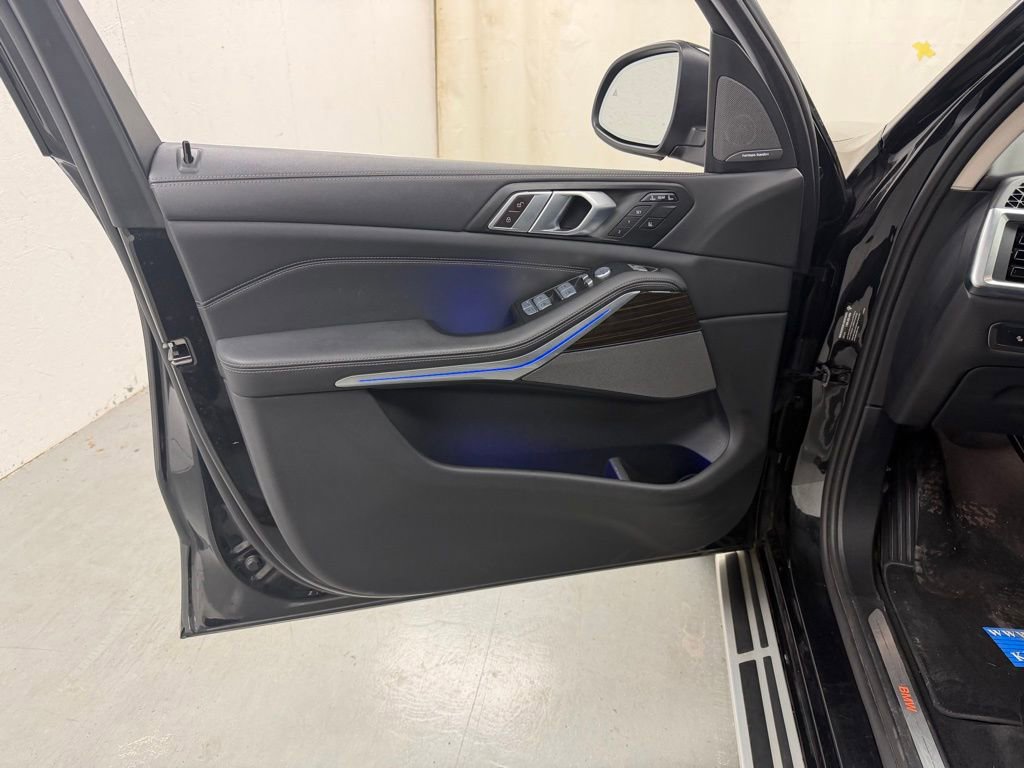 Used 2024 BMW X7 xDrive40i image 22