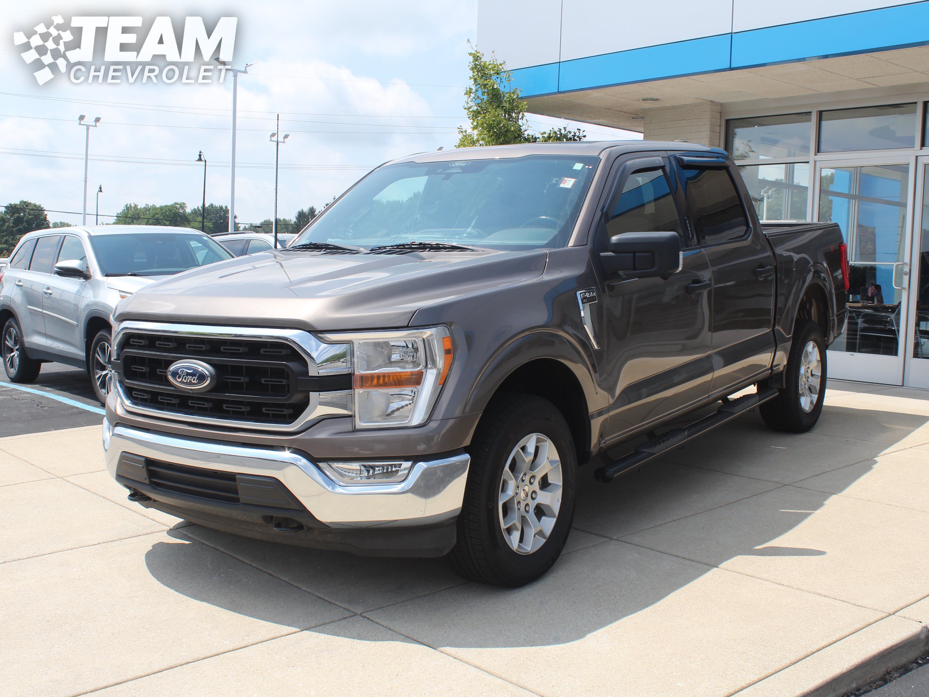 Used 2022 Ford F150 XLT w/ Equipment Group 301A Mid AWD/4WD image 8