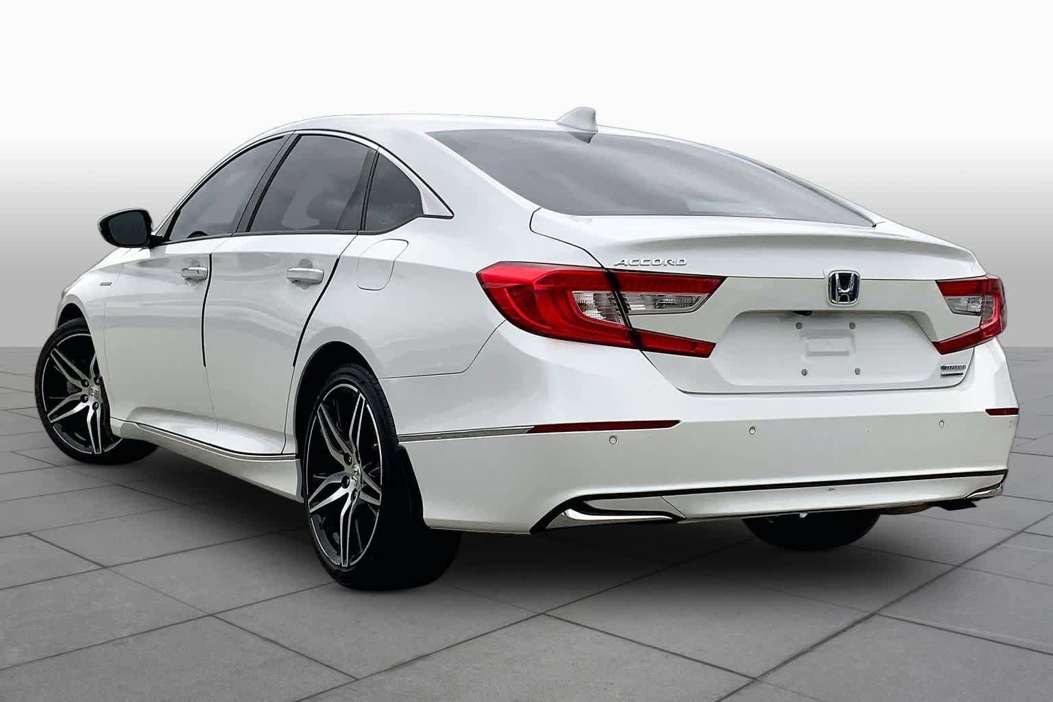 Used 2021 Honda Accord Touring image 12