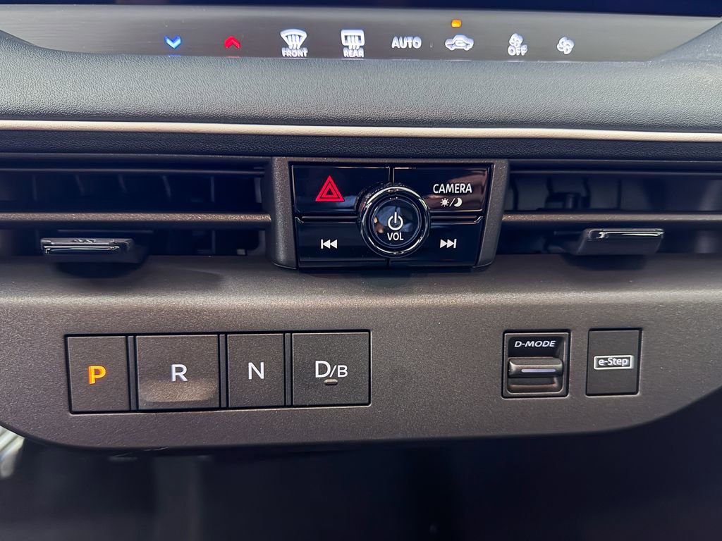 New 2026 Nissan Leaf S w/ Floor Mat Package (S+) image 14