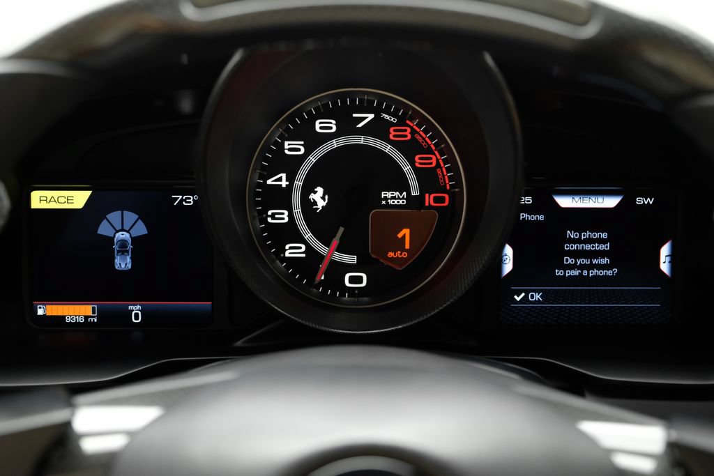Used 2022 Ferrari F8 Tributo RWD image 18