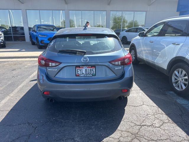Used 2015 MAZDA MAZDA3 i Touring w/ Technology Package FWD image 4