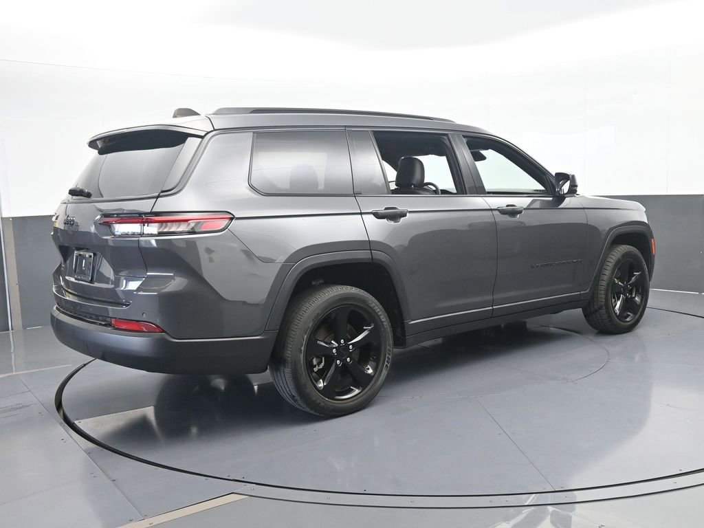Used 2023 Jeep Grand Cherokee L Laredo AWD/4WD image 6
