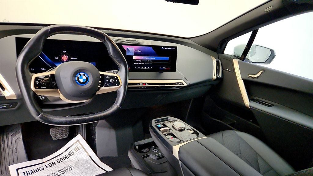 Used 2024 BMW iX xDrive50 w/ Sport Package AWD/4WD image 11