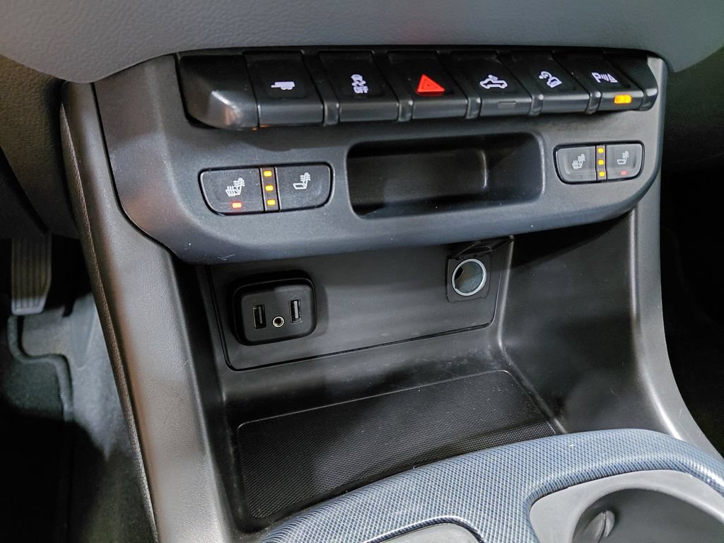 Used 2019 Chevrolet Colorado Z71 AWD/4WD image 30
