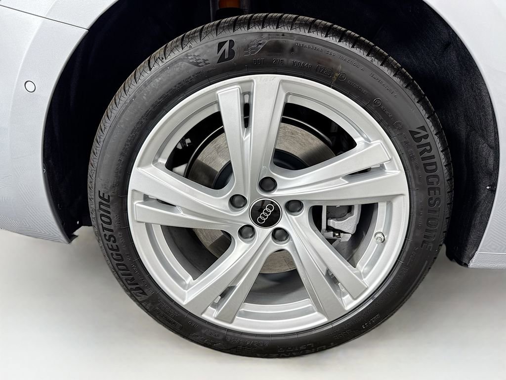 Used 2025 Audi A5 2.0T Premium image 34