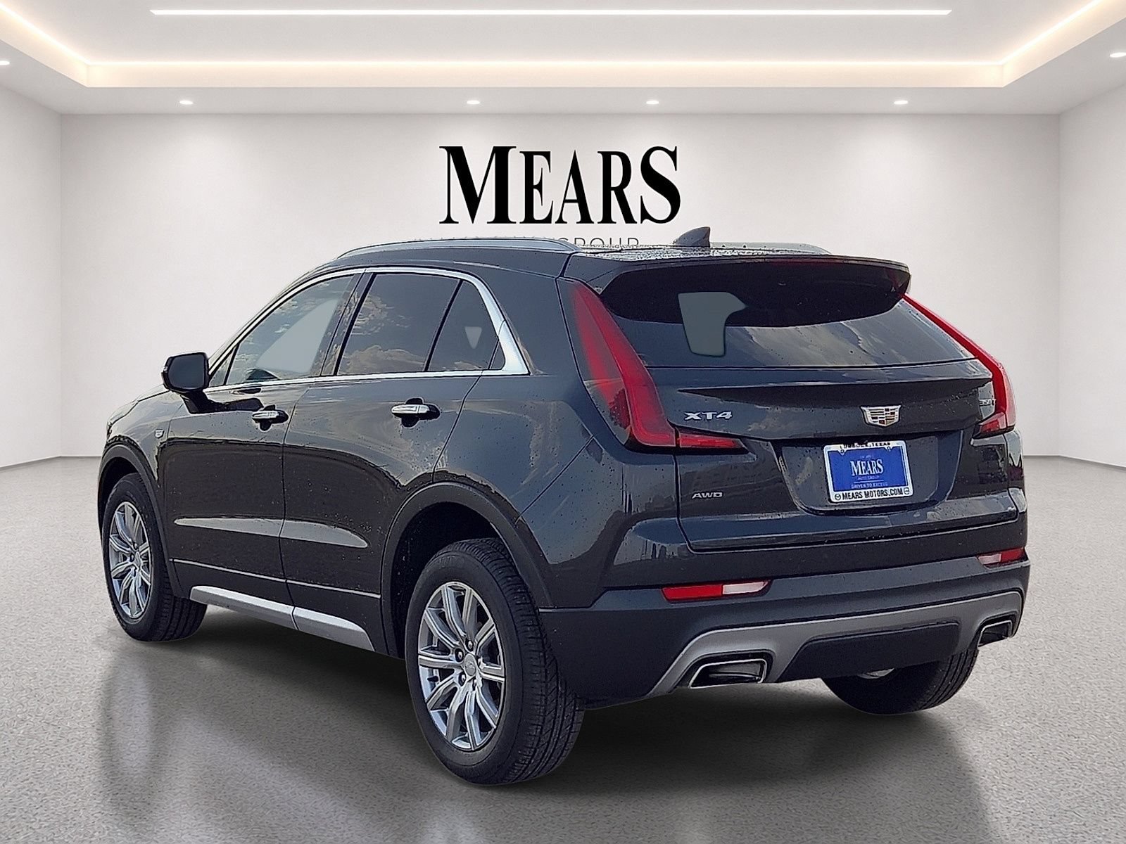 Used 2023 Cadillac XT4 Premium Luxury AWD/4WD image 3