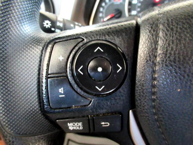 Used 2013 Toyota RAV4 XLE image 14